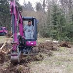 011-2017-04-22-baugrube-wurzelstoecke-2
